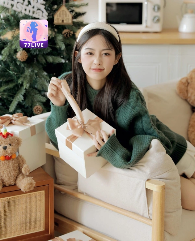 Bai Bian Xiao Su 77LIVE