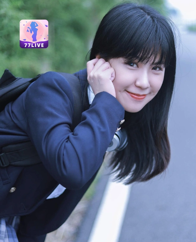 Rina Putri Dewi 77LIVE