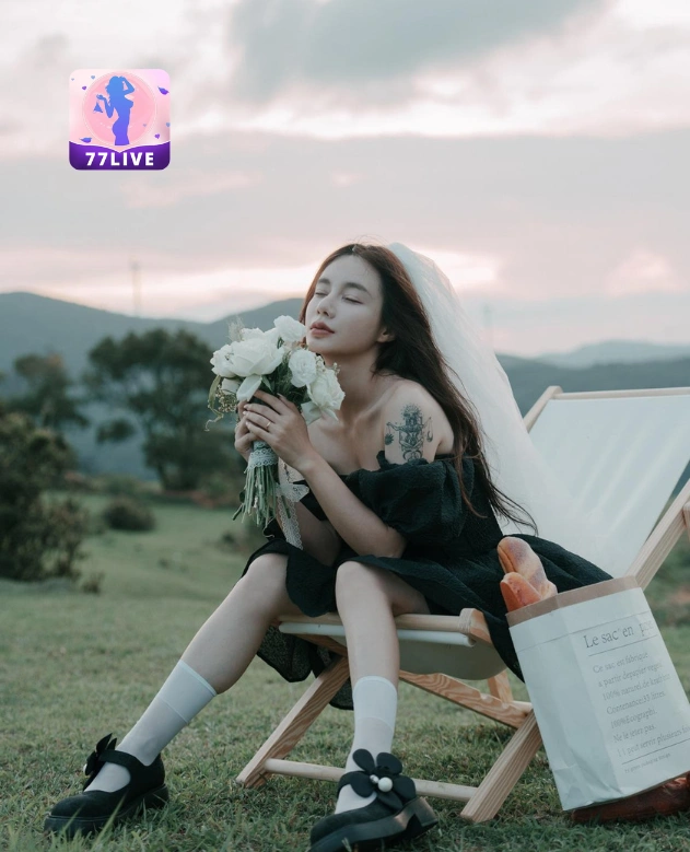 Sabrina Dewi Larasati 77LIVE