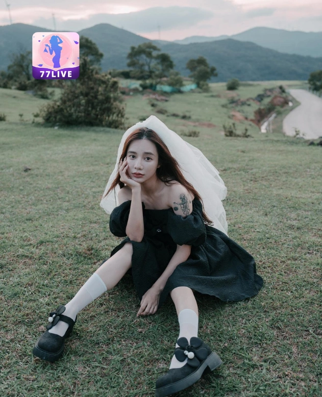 Sabrina Dewi Larasati 77LIVE