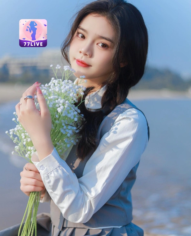 Safira Larasati Maharani 77LIVE