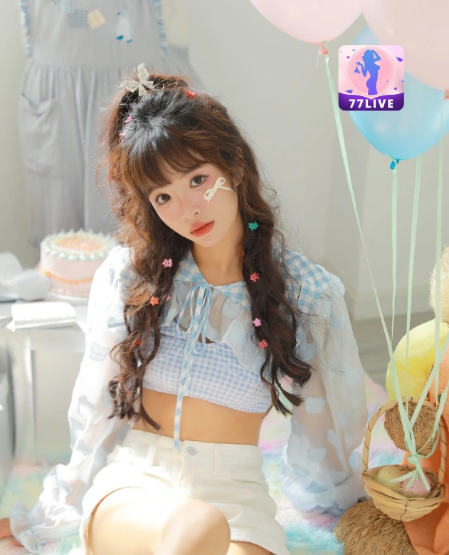 Tian Cai Shao Nu Fa Fa 77LIVE