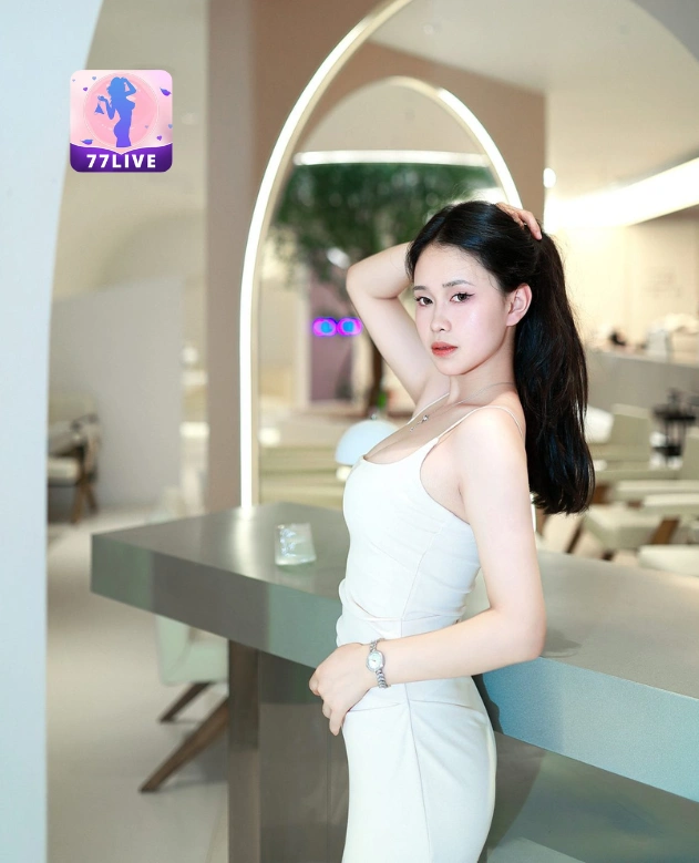 Xiao Xiao Cheng Tong Xue 77LIVE