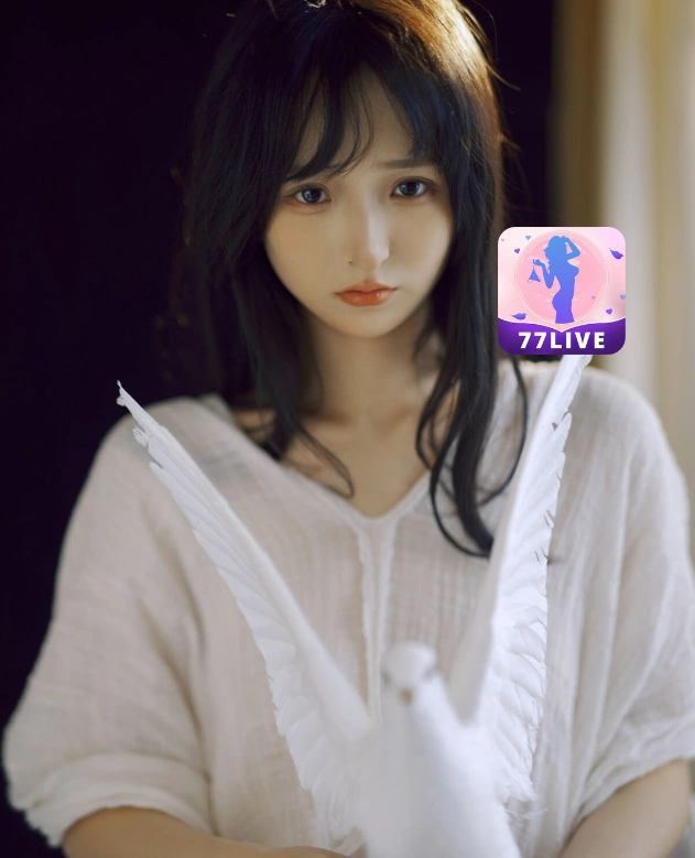 Azura Kartika 77LIVE