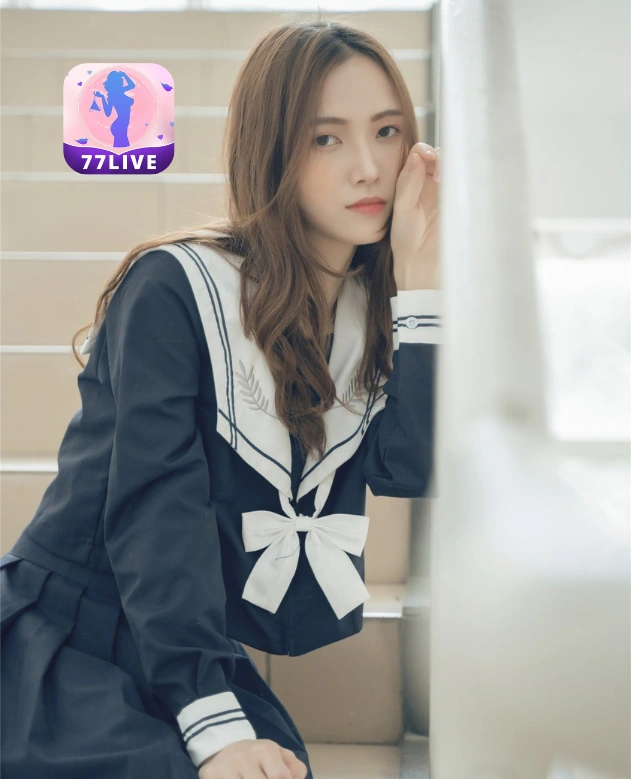 Della Ayuningtyas 77LIVE