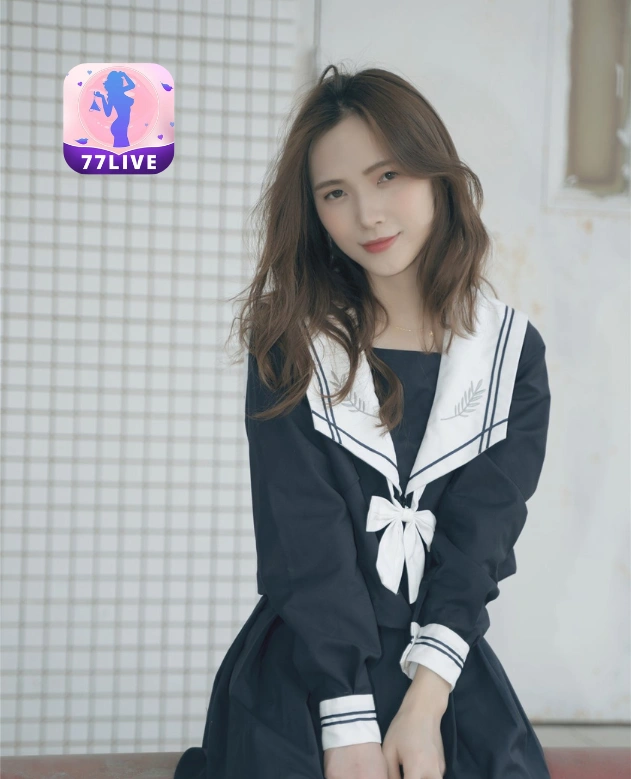 Della Ayuningtyas 77LIVE