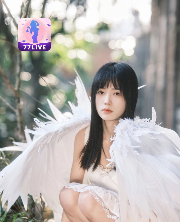 Elsa Maharani 77LIVE