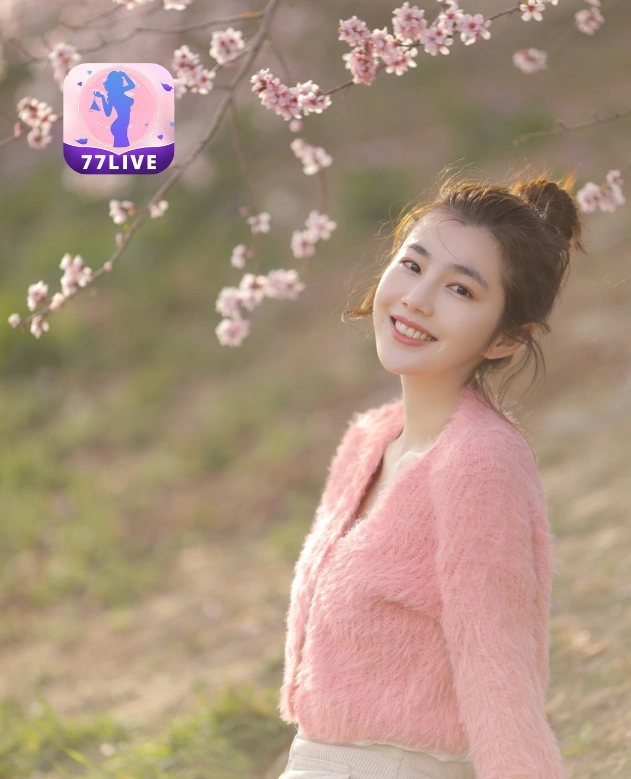 Fatin Azzahra 77LIVE