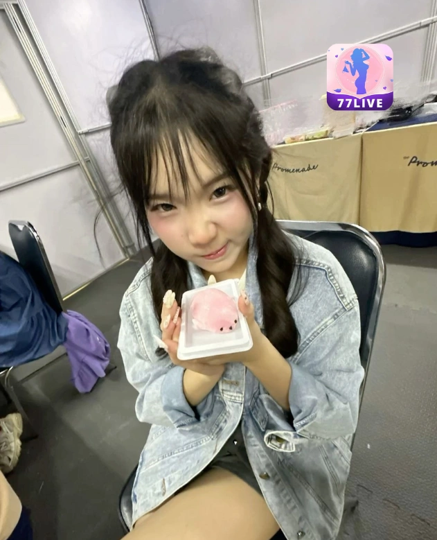 Giti Prameswari 77LIVE