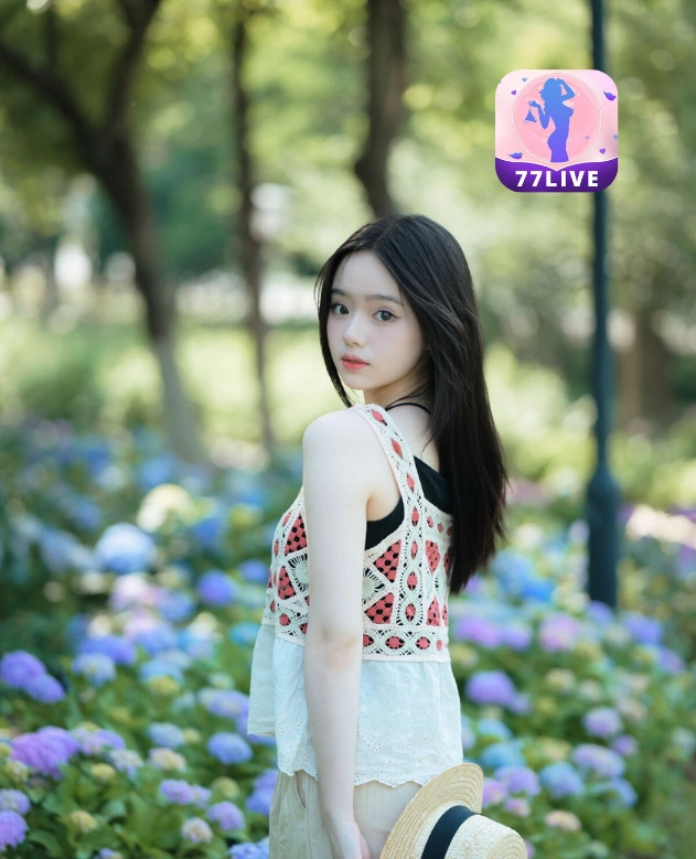 Lisa Prameswari 77LIVE