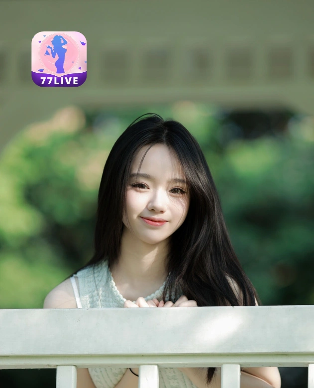 Livia Ayuningtyas 77LIVE