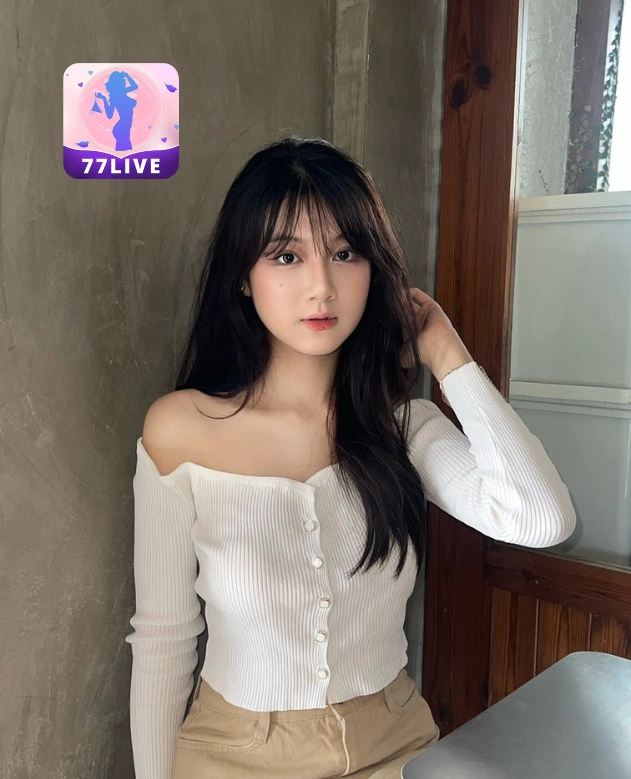 Marissa Amalia 77LIVE