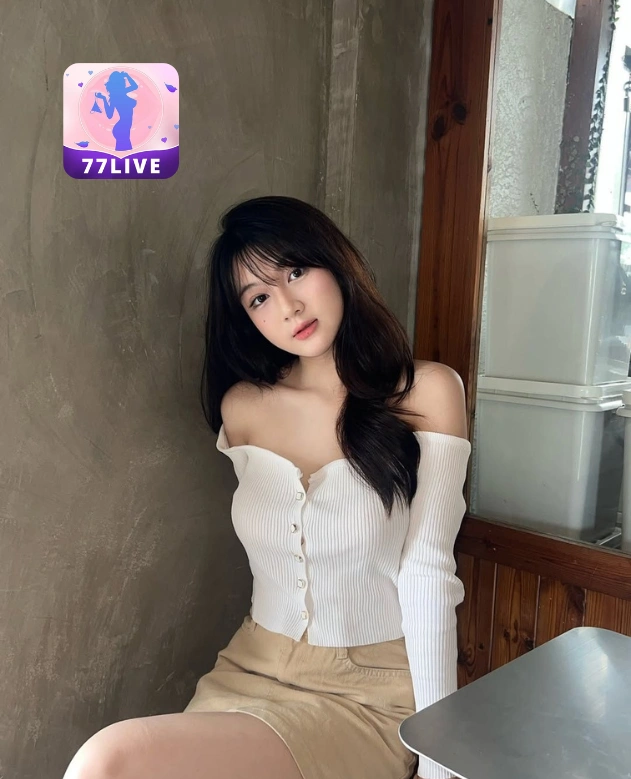 Marissa Amalia 77LIVE