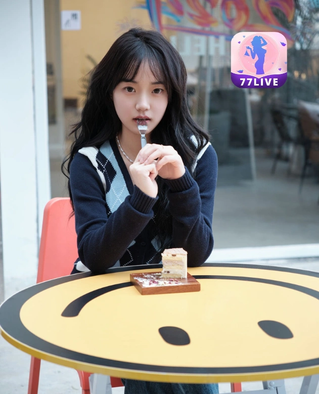 Nanda Cahyani 77LIVE