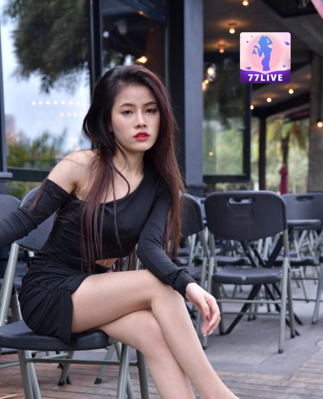 Nisa Dewi Maharani 77LIVE