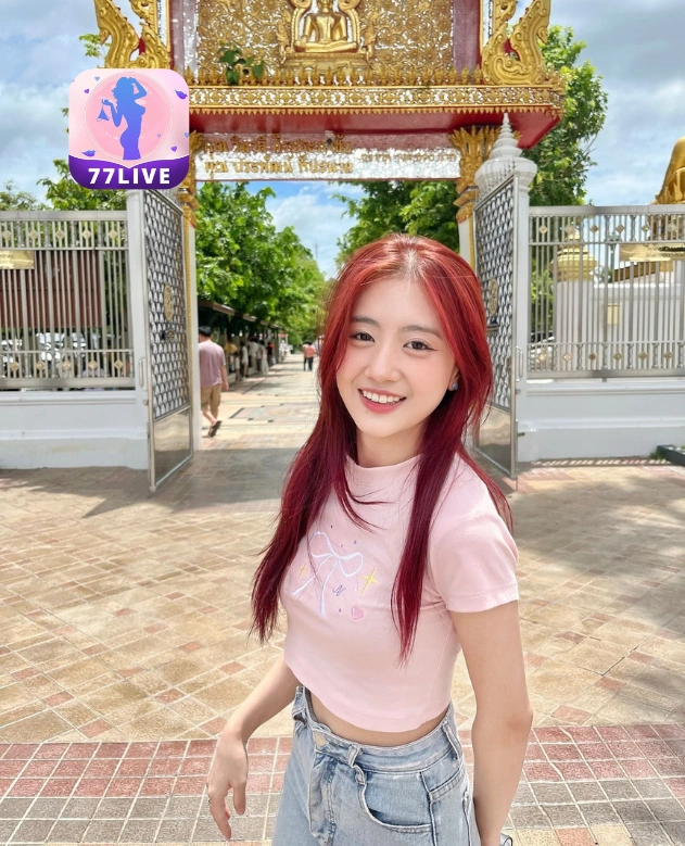 Olivia Lestari 77LIVE