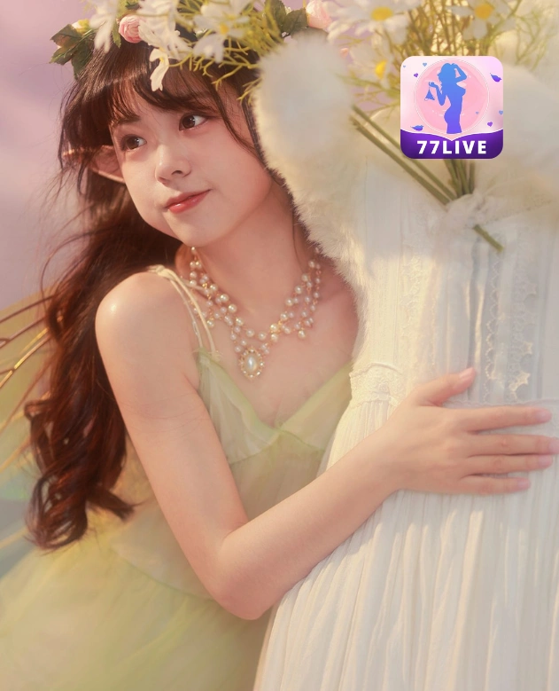 Qonita Ramadhani 77LIVE