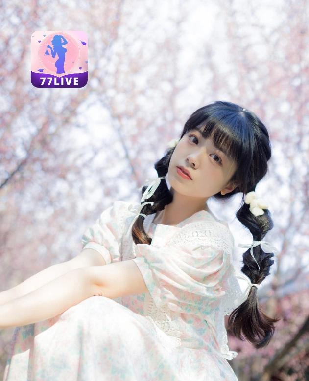 Raisa Aurigny's 77LIVE