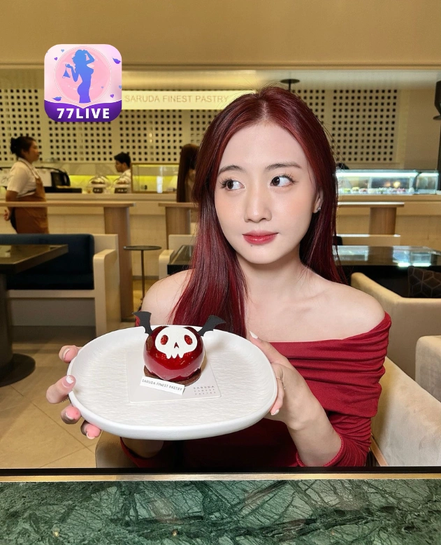 Ratna Pertiwi 77LIVE