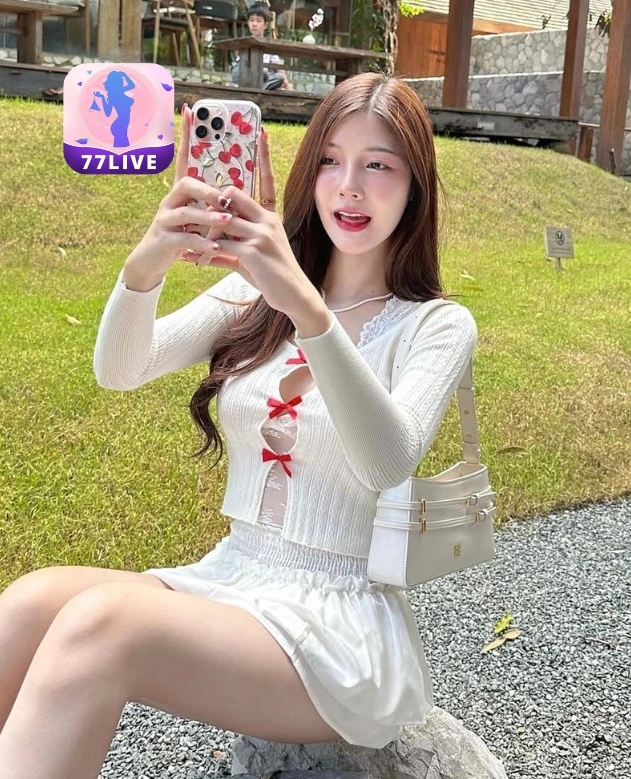 Safira Azzahra 77LIVE