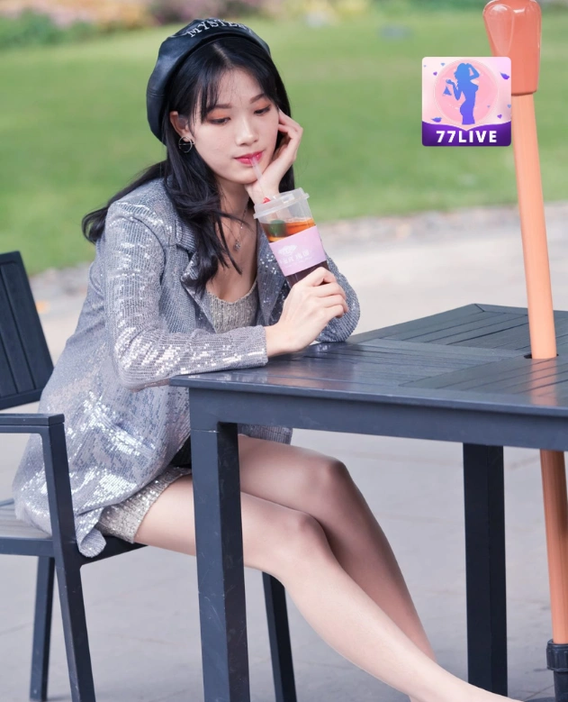 Safira Larasati Puspita 77LIVE