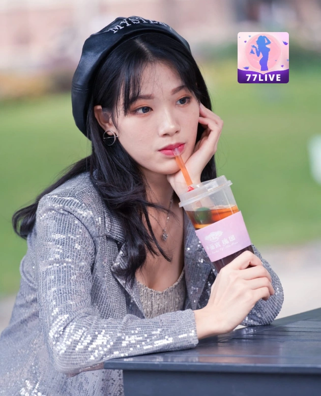 Safira Larasati Puspita 77LIVE