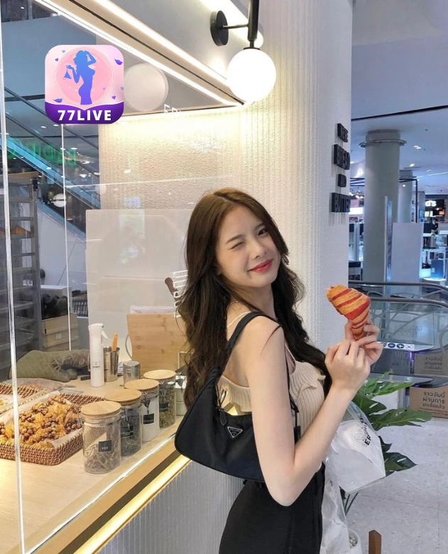 Sarah Maharani 77LIVE