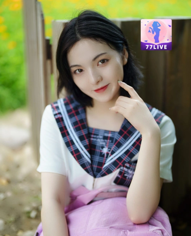 Shania Larasati Puspita 77LIVE