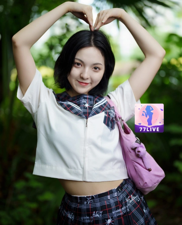 Shania Larasati Puspita 77LIVE