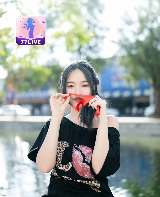 Sherly Amalia 77LIVE