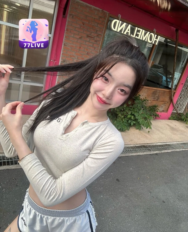 Siska Yuliana 77LIVE