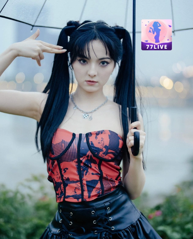 Stefanie Larasati Puspita 77LIVE