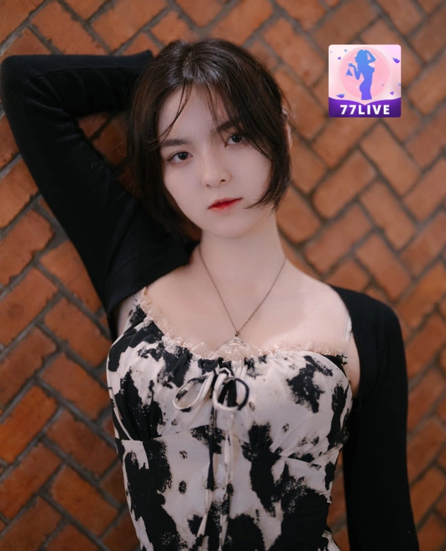 Syifa Maharani Dewi 77LIVE