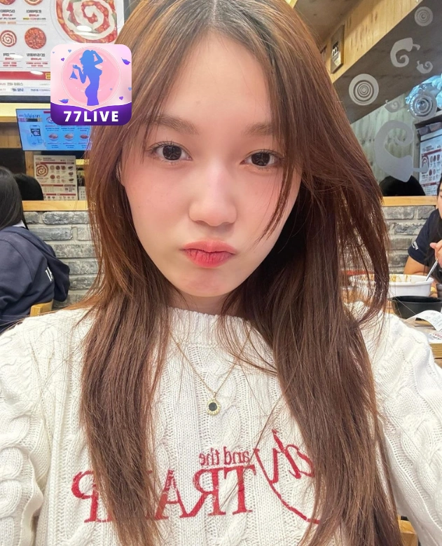 Vania Prameswari 77LIVE 