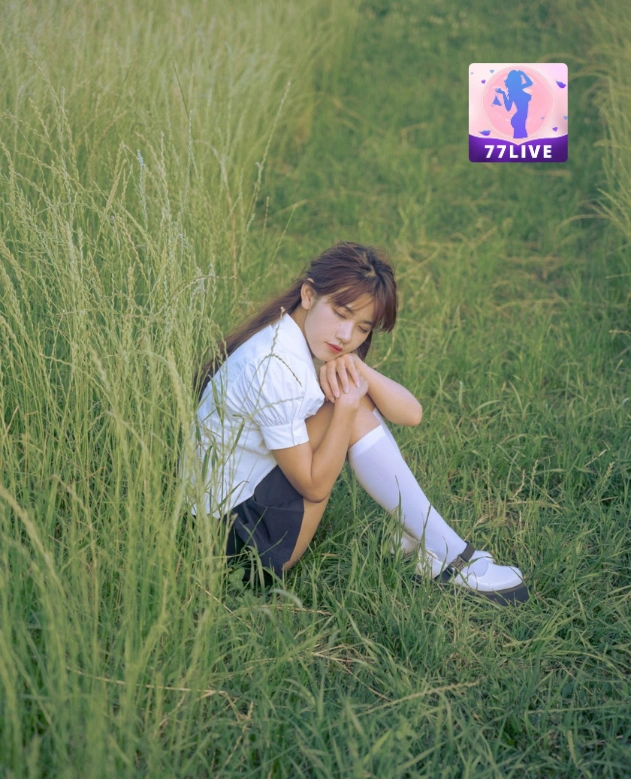 Vera Dewi Maharani 77LIVE