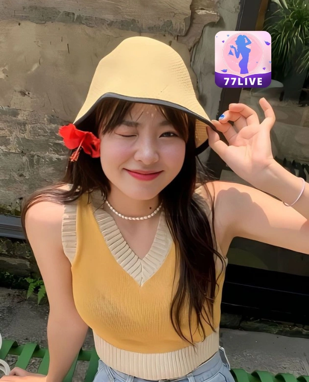 Yunita Amalia 77LIVE