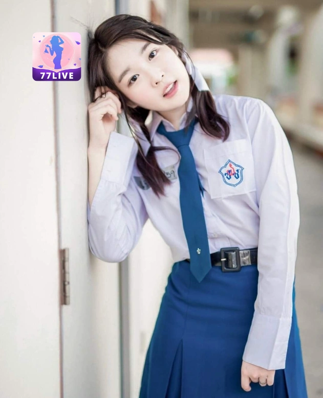 Alexis Coleman 77LIVE