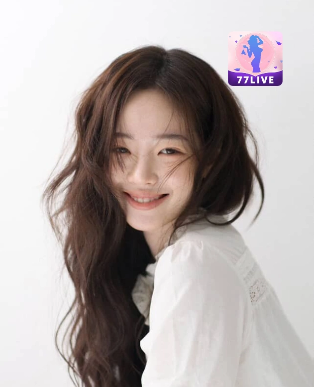 Bronte Fields 77LIVE