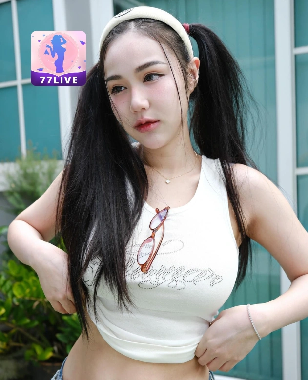 Chelsea Evans 77LIVE