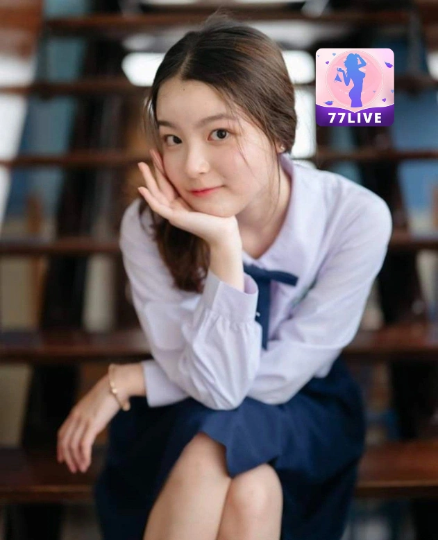 Qania Dewanti 77LIVE