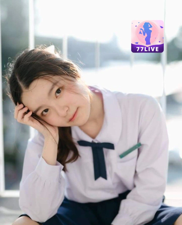 Qania Dewanti 77LIVE