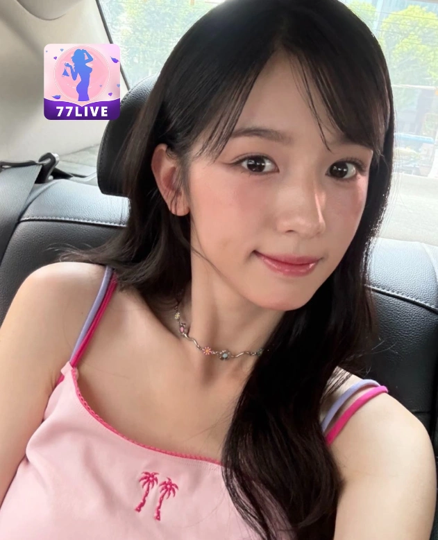 Saoirse O'Connell 77LIVE