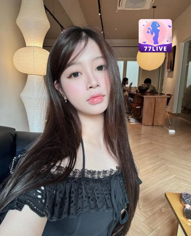 Thalia Porter 77LIVE