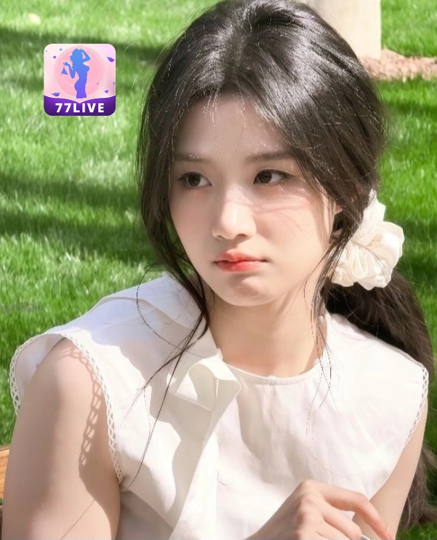 Tia Wulandari 77LIVE