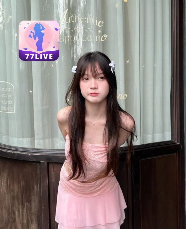 Valerie Cross 77LIVE