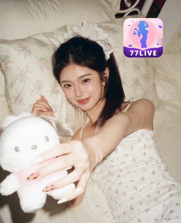 Willow Morgan 77LIVE